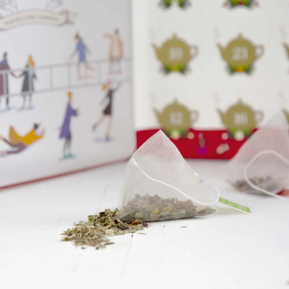 English Tea Shop | Teebuch Adventskalender "Wellness" mit Schleife - 25 Pyramidenbeutel